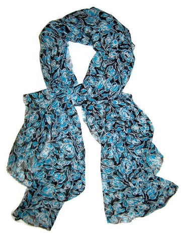 Floral summer scarf for women: blue and white roses